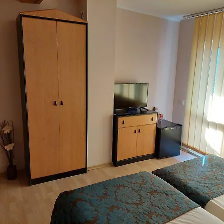 Planinski Zdravets Πανσιόν 3*