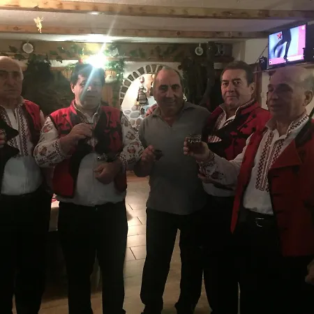 Planinski Zdravets בית הארחה בנסקו